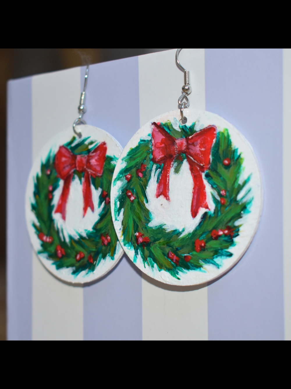 Hand-Painted Red Bow Wreath Earrings - Festive Holiday Drop Earrings